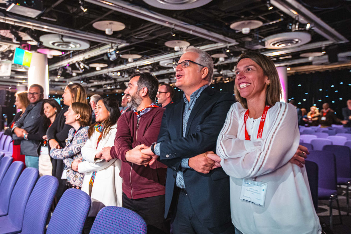 ESOMAR members holding hands